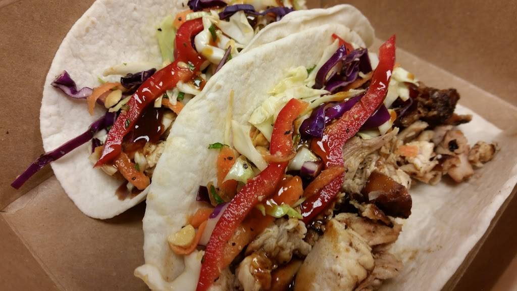 Sugar And Smoke Brazen BBQ | restaurant | 74 School St, Putnam, CT 06260, USA | 8609287842 OR +1 860-928-7842