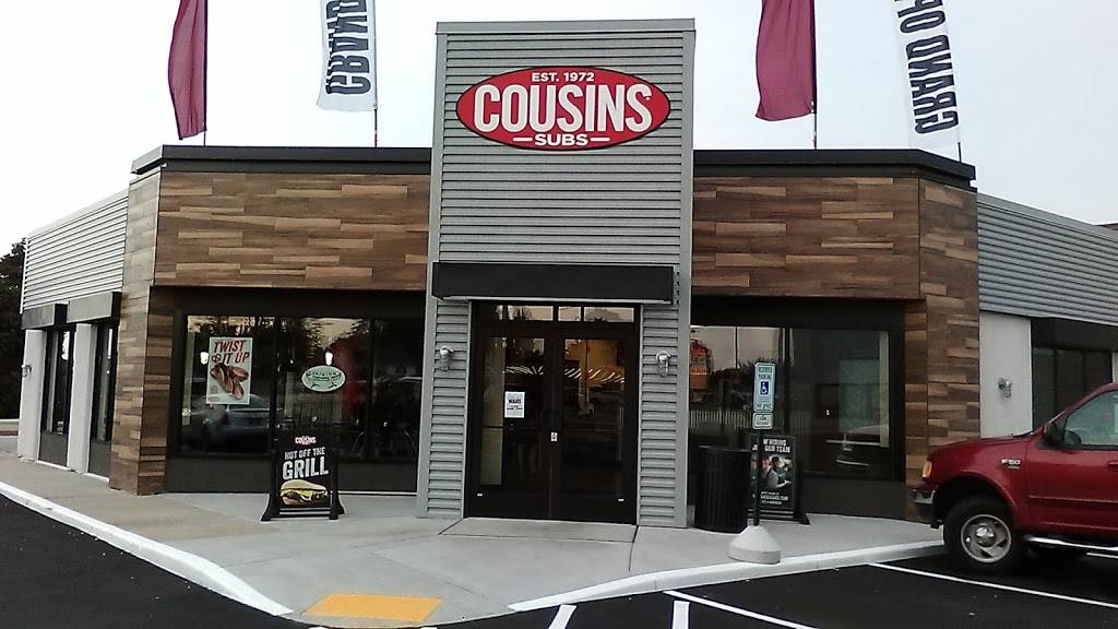 Cousins Subs | meal takeaway | 3104 S 27th St, Milwaukee, WI 53215, USA | 4148311171 OR +1 414-831-1171