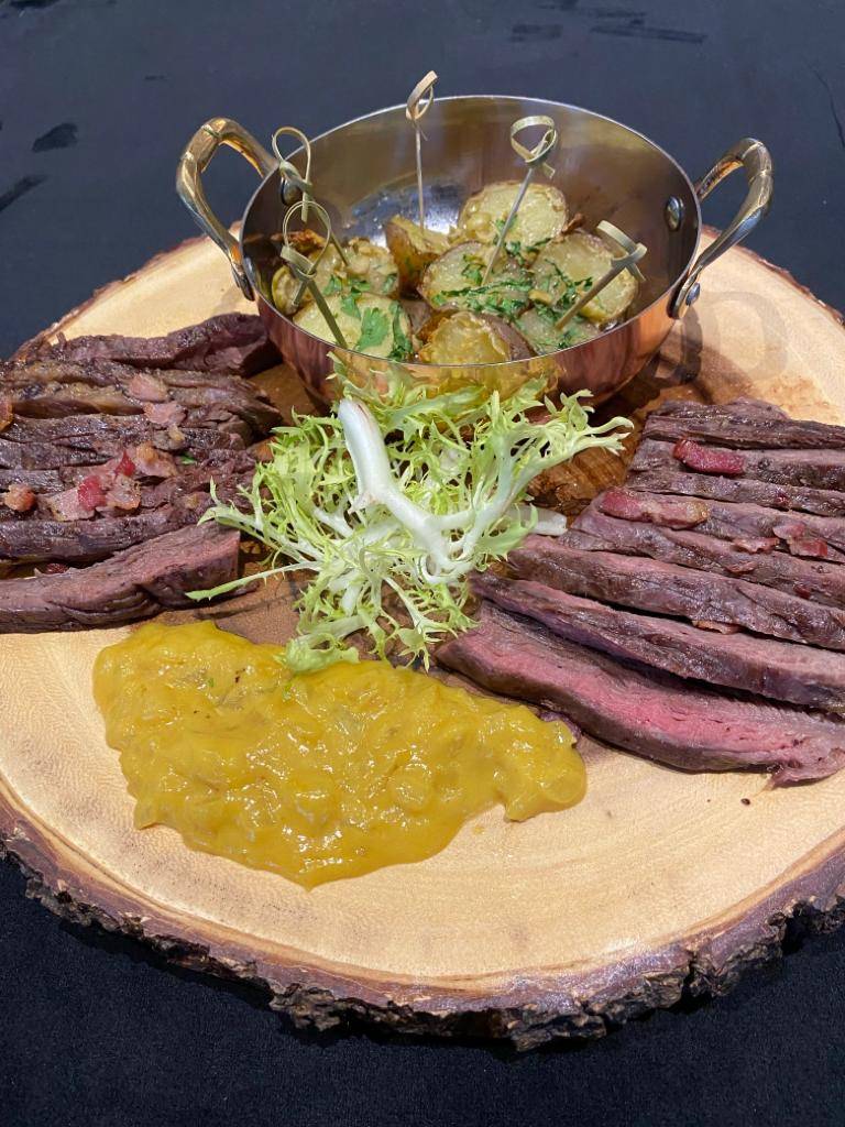 Bamboo Island Bar | restaurant | 119 Bridge St, Bradenton Beach, FL 34217, USA | 9418036416 OR +1 941-803-6416