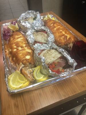 Capris Grill | restaurant | 205 Don Head Village Blvd, Richmond Hill, ON L4C 7R3, Canada | 9052373877 OR +1 905-237-3877