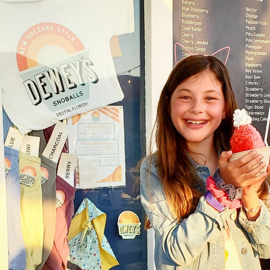 Dewey Destins Snoballs | restaurant | 9 Calhoun Ave, Destin, FL 32541, USA | 8508377575 OR +1 850-837-7575