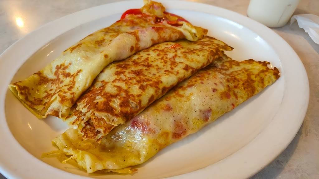 Hillcrest Family Restaurant | restaurant | 6000 75th St, Kenosha, WI 53142, USA | 2626979697 OR +1 262-697-9697