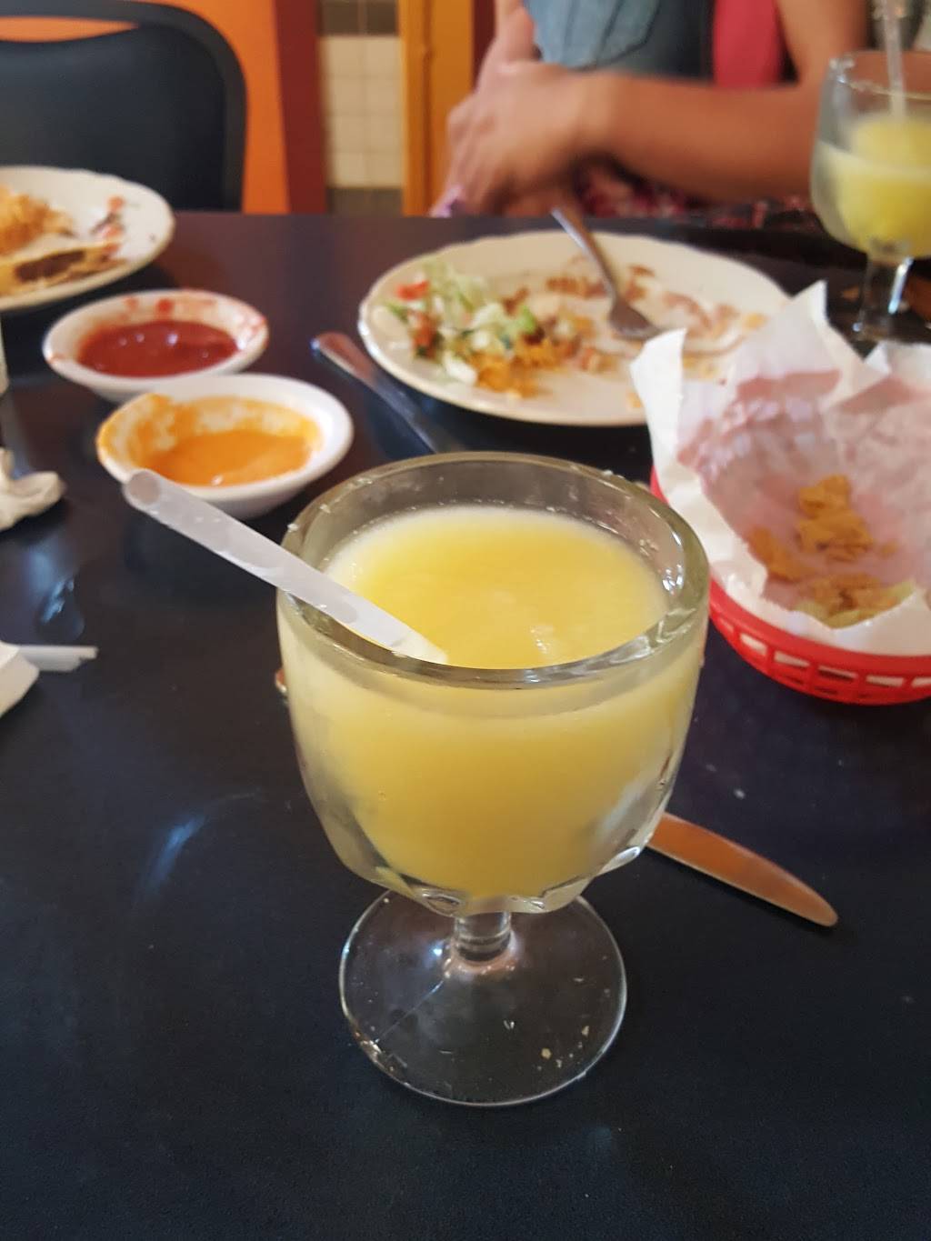 Charritos Plaza | restaurant | 202 E 10th St, Eudora, KS 66025, USA | 7856155095 OR +1 785-615-5095