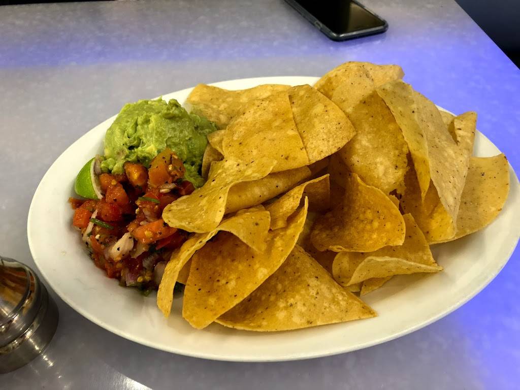 Mission Bar & Grill | restaurant | 712 Domestic Terminals Departures Level, San Francisco, CA 94128, USA | 6508218304 OR +1 650-821-8304