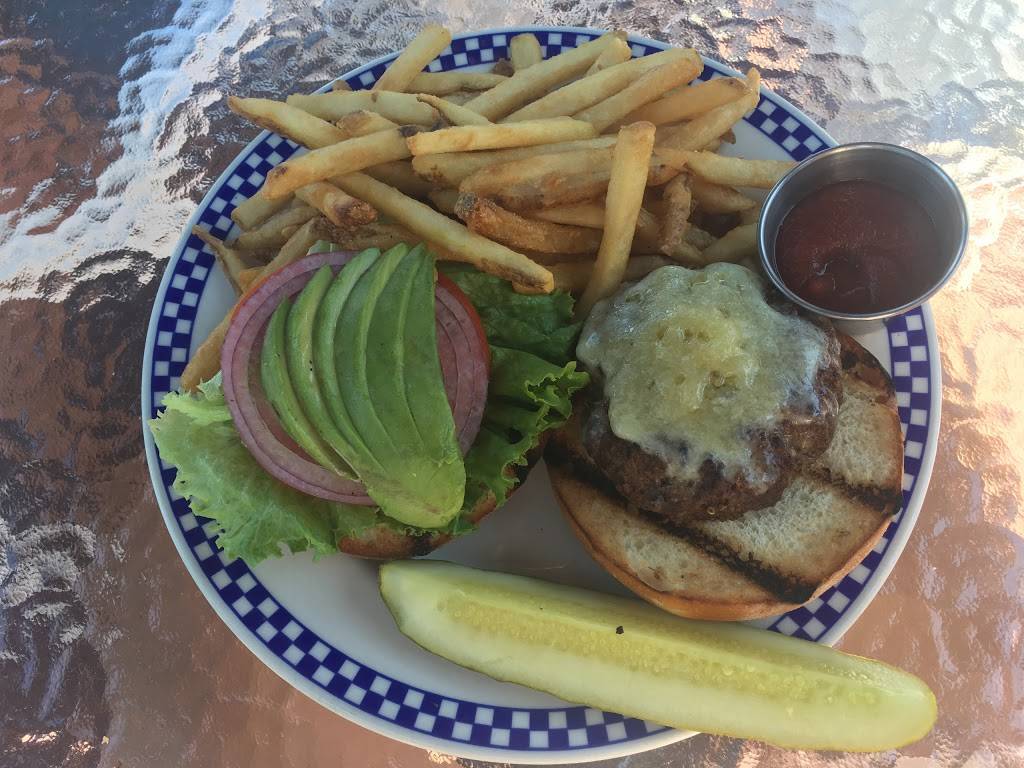 Dockside Bar & Grill | restaurant | 26 Bay St, Sag Harbor, NY 11963, USA | 6317257100 OR +1 631-725-7100