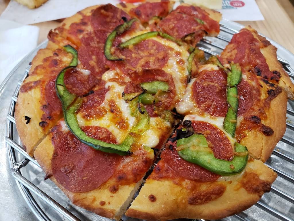 Old Chicago | restaurant | 6603 Eastman Ave, Midland, MI 48642, USA | 9894997979 OR +1 989-499-7979