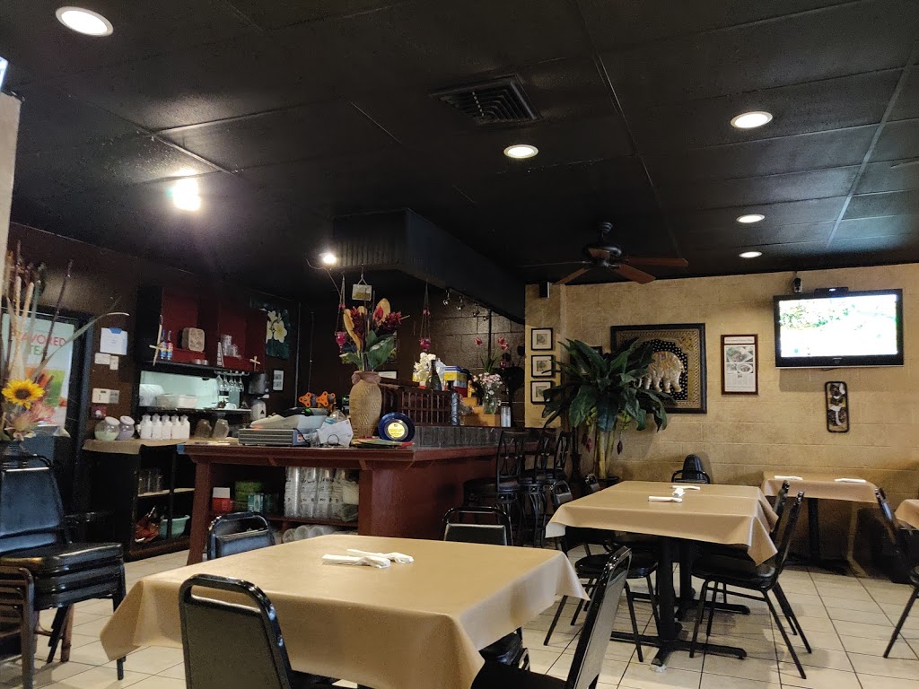 Manolas Thai & Vietnamese Cuisine | restaurant | 7212 Blanco Rd, San Antonio, TX 78216, USA | 2103489071 OR +1 210-348-9071