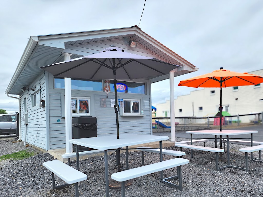 Twisted Pig | restaurant | 441 Keyser Ave, Petersburg, WV 26847, USA | 3048517512 OR +1 304-851-7512