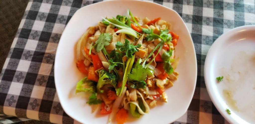 Giovannis Italian Eatery | restaurant | 130 Walker St, Shafter, CA 93263, USA | 6617462000 OR +1 661-746-2000