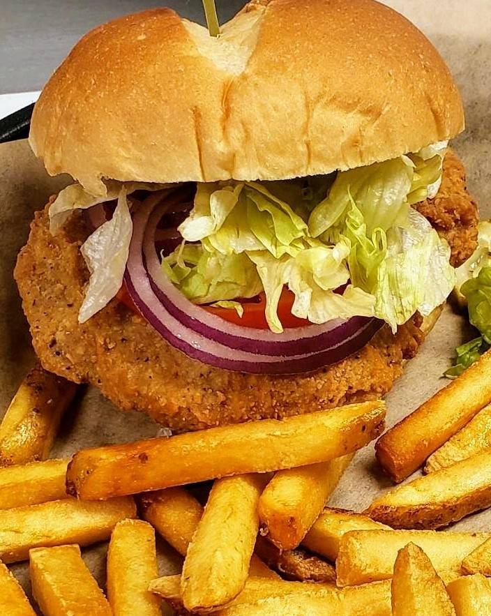 Gateway Pub | meal takeaway | 516 Douglas Ave, Henning, MN 56551, USA | 2185832157 OR +1 218-583-2157