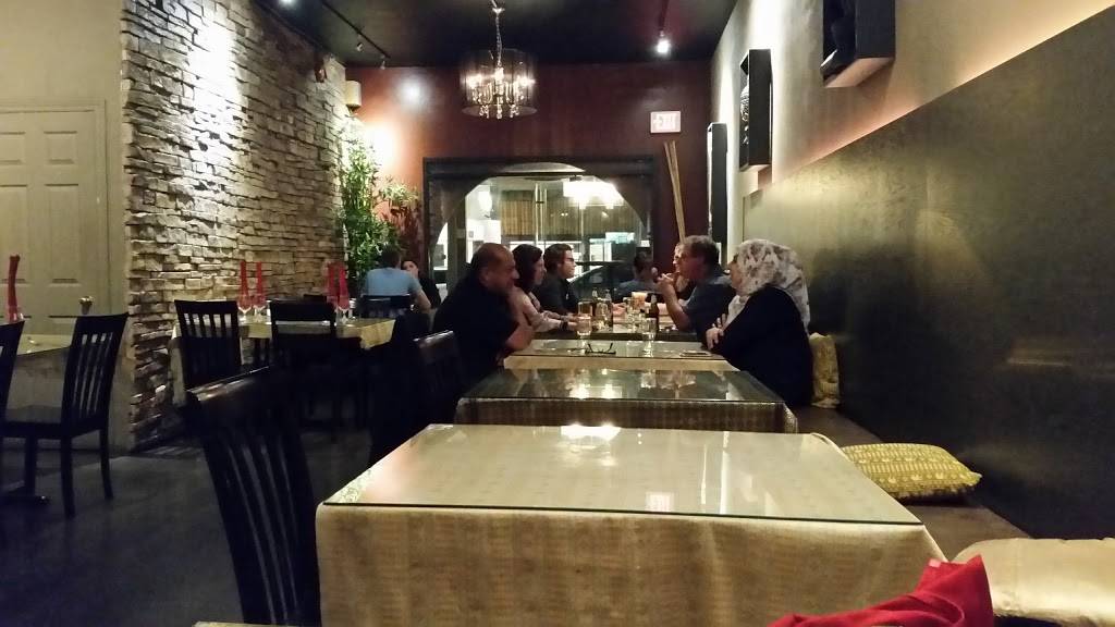 Thaifoon Restaurant | restaurant | 120 Dundas St, London, ON N6A 1G1, Canada | 5198501222 OR +1 519-850-1222