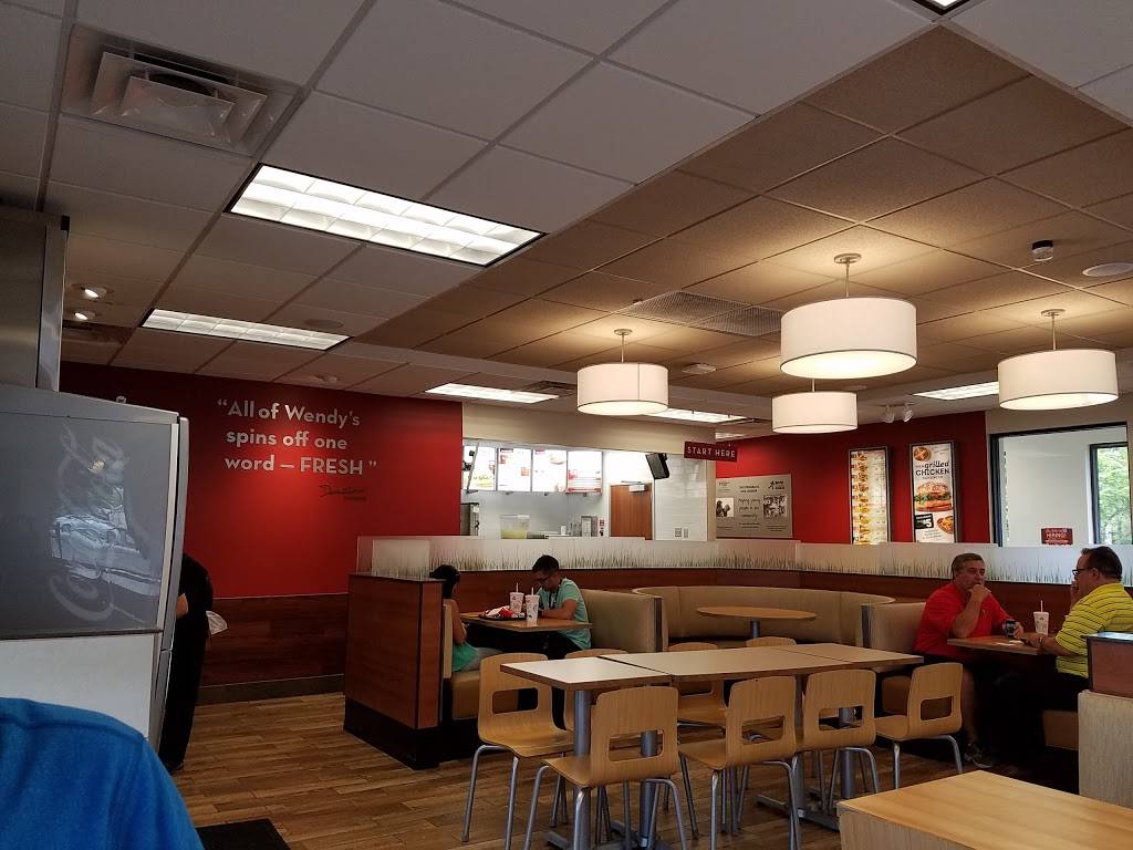 Wendys | restaurant | 8770 Ulmerton Rd, Largo, FL 33771, USA | 7275307204 OR +1 727-530-7204
