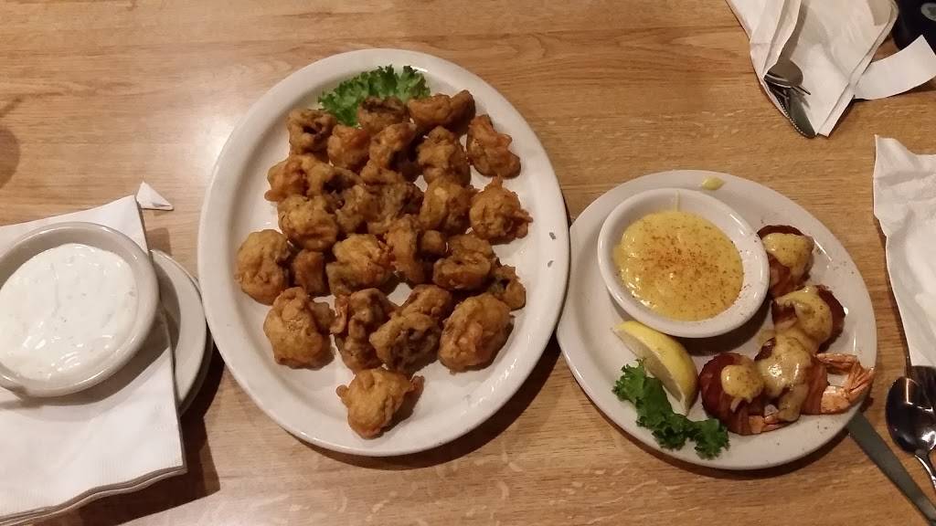 Southwoods Pub and Grill | restaurant | 1007 Spring St, Petoskey, MI 49770, USA | 2314871710 OR +1 231-487-1710