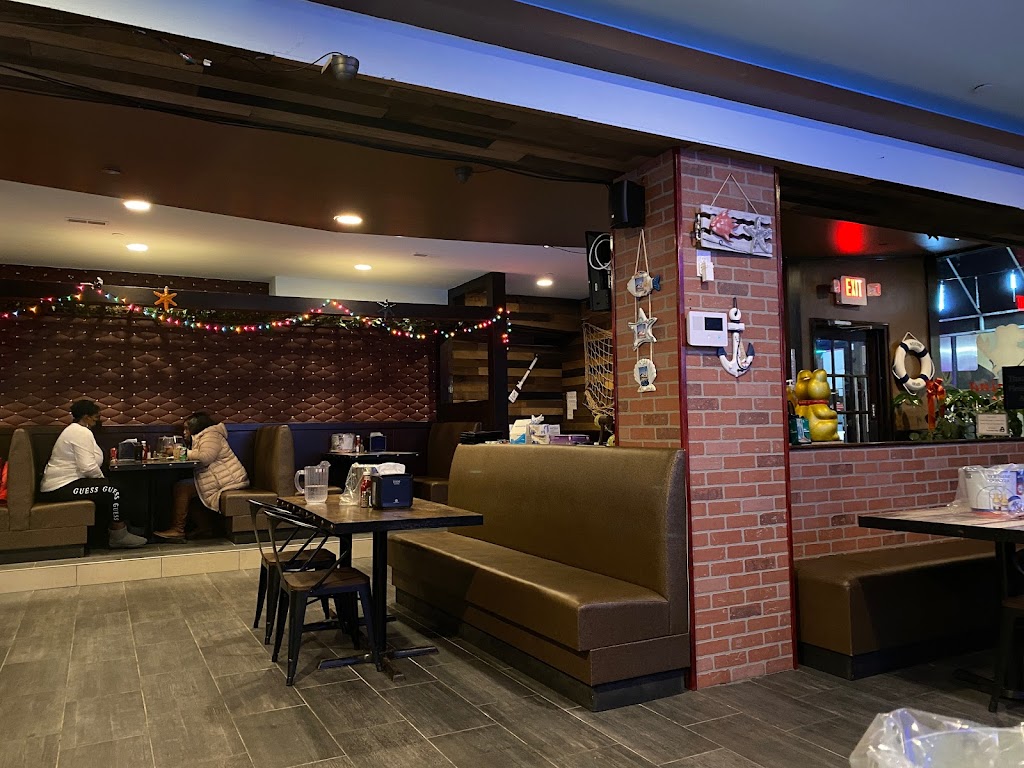 Amazing Crab House | restaurant | 604 S 2nd St, Philadelphia, PA 19147, USA | 2153727233 OR +1 215-372-7233