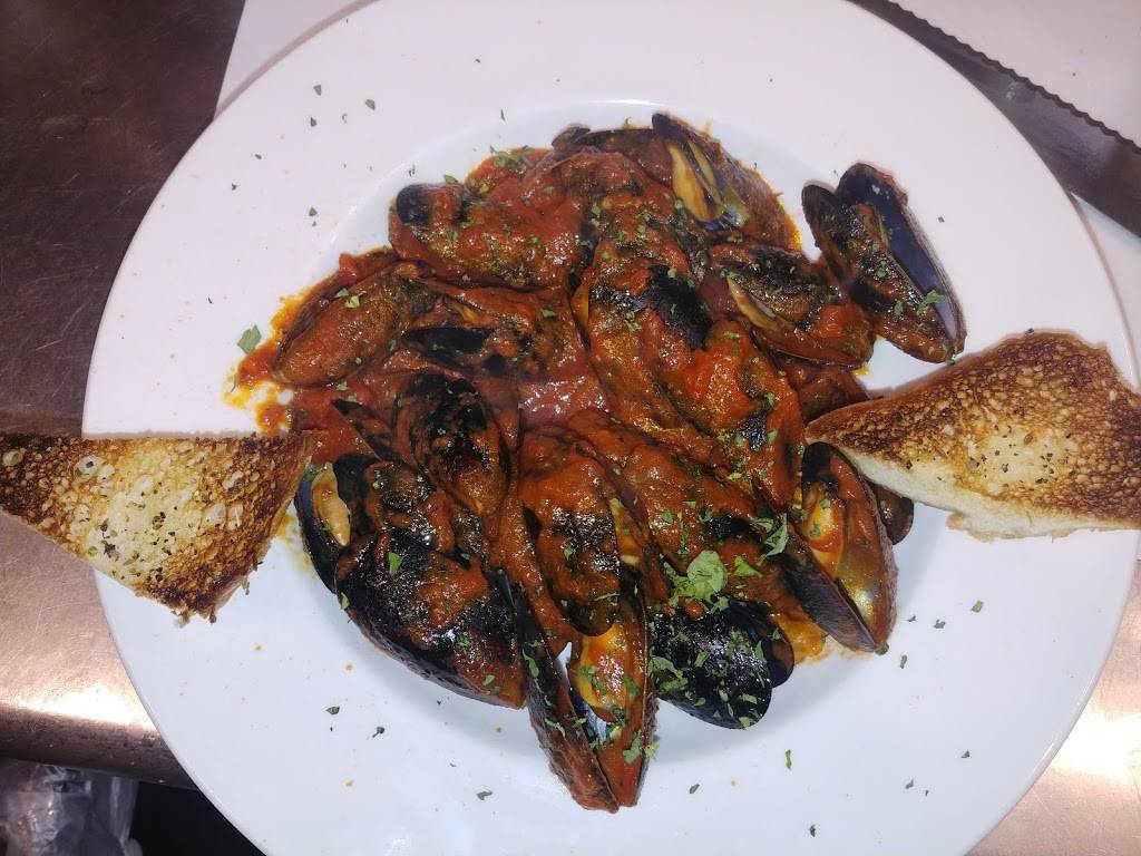 JoJos Italian Diner | restaurant | 217 S Pinellas Ave, Tarpon Springs, FL 34689, USA | 7274839339 OR +1 727-483-9339