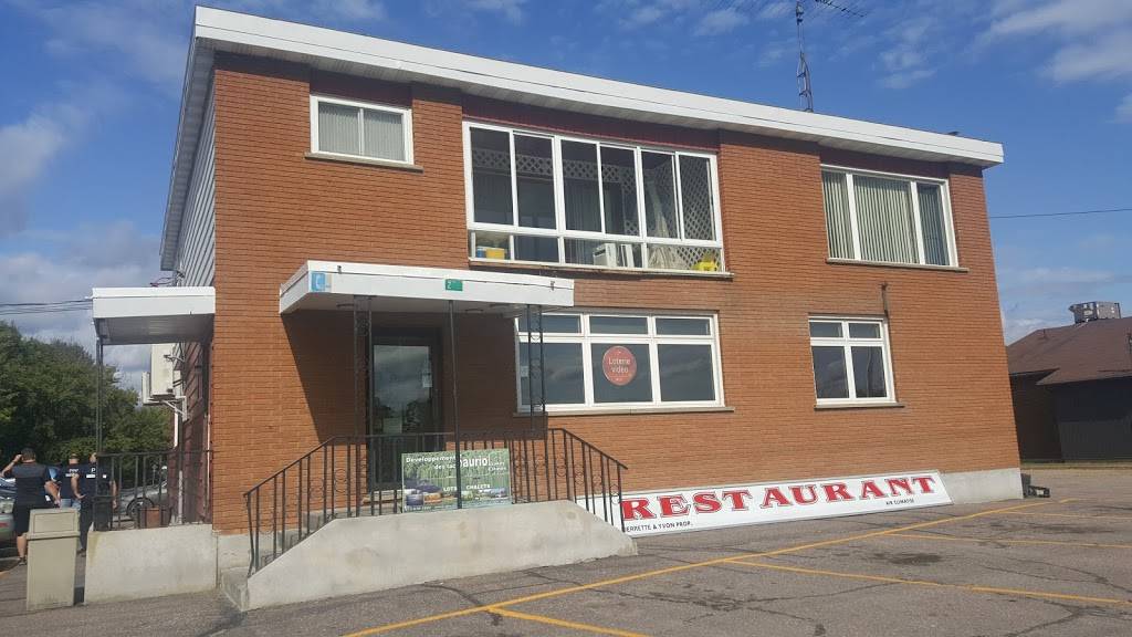 Francoeur Steakhouse | restaurant | 246 Rue Principale, Mansfield-et-Pontefract, QC J0X 1R0, Canada | 8196832703 OR +1 819-683-2703