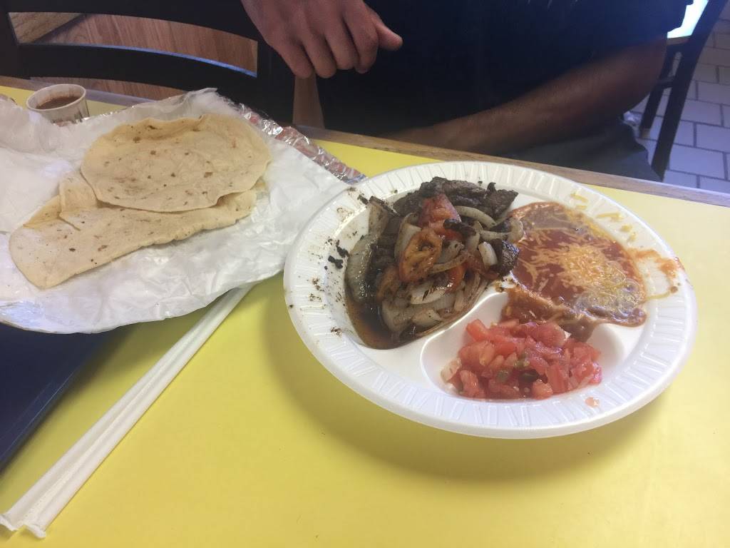 Taco Casa | restaurant | 2506 Euclid Ave, Des Moines, IA 50310, USA | 5152797785 OR +1 515-279-7785