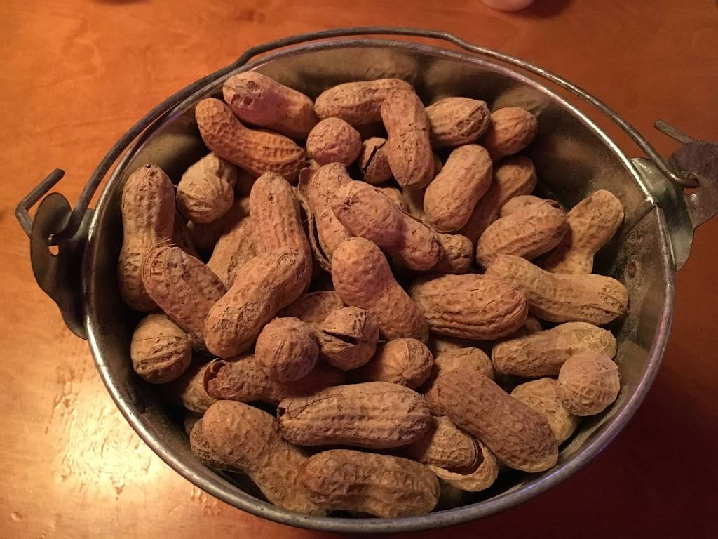 Texas Roadhouse | restaurant | 280 E Edgewood Blvd, Lansing, MI 48911, USA | 5178878181 OR +1 517-887-8181