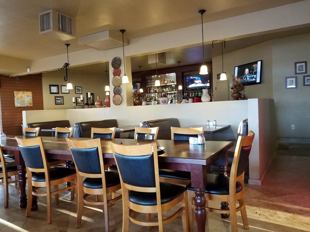 Casa Cruz Restaurant | restaurant | 2579 W Ramsey St, Banning, CA 92220, USA | 9519220123 OR +1 951-922-0123