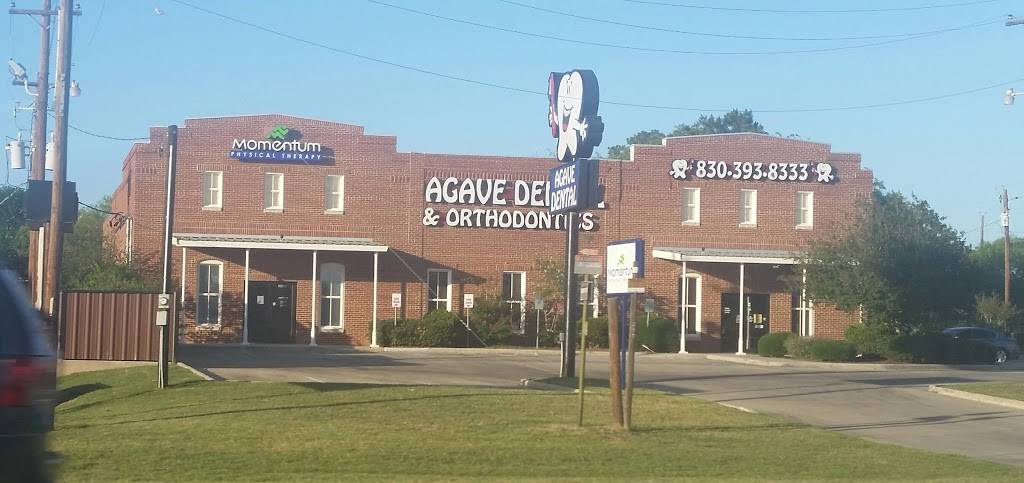 Agave Dental | restaurant | 2006 10th St, Floresville, TX 78114, USA | 8303938333 OR +1 830-393-8333