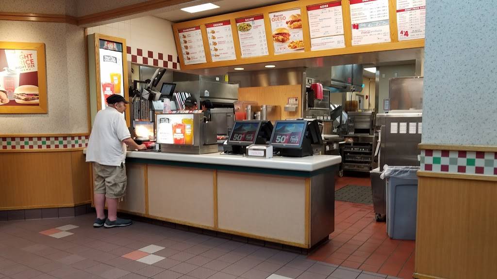 Wendys | restaurant | 300 W IL-22, Buffalo Grove, IL 60089, USA | 8479550794 OR +1 847-955-0794