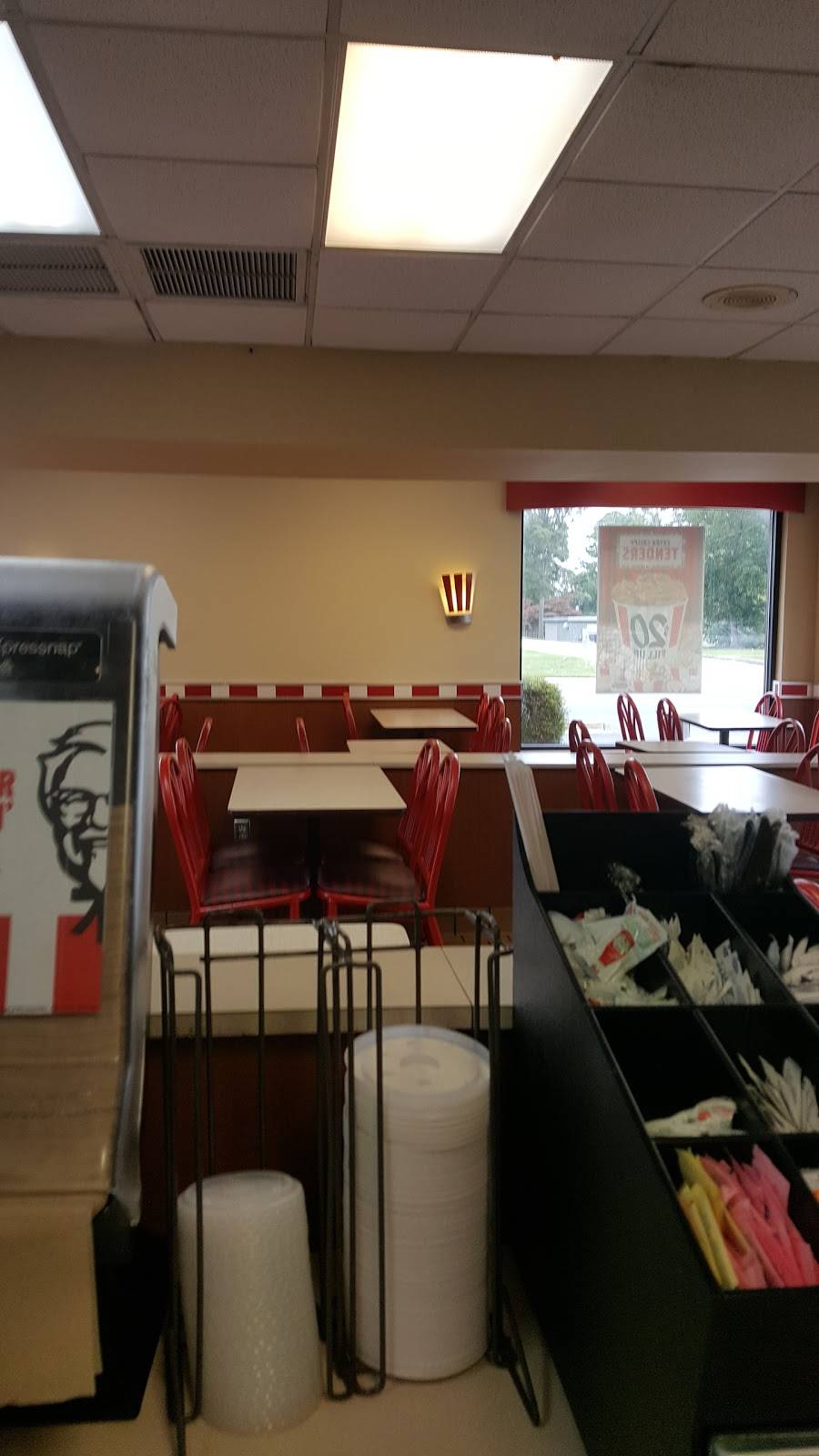 KFC | restaurant | 1667 Ebenezer Rd, Rock Hill, SC 29732, USA | 8033290882 OR +1 803-329-0882