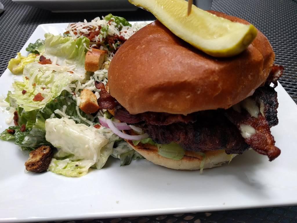 OMaggios Kildare House | restaurant | 1880 Wyandotte St E, Windsor, ON N8Y 1E3, Canada | 5199151066 OR +1 519-915-1066