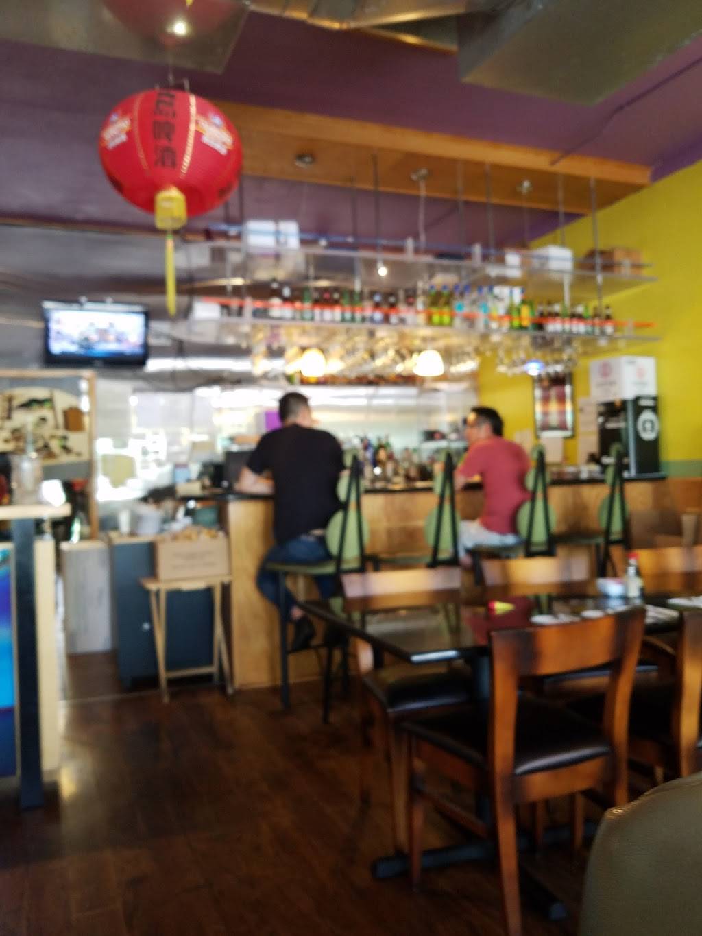 Spicy Thai II | restaurant | 2235 Oneida St, Denver, CO 80207, USA | 3033886300 OR +1 303-388-6300