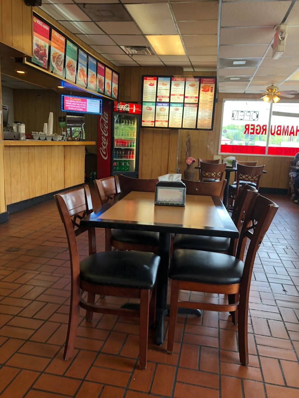 Wing & Fish Georgia | restaurant | 690 Powder Springs St, Marietta, GA 30064, USA | 7704273339 OR +1 770-427-3339