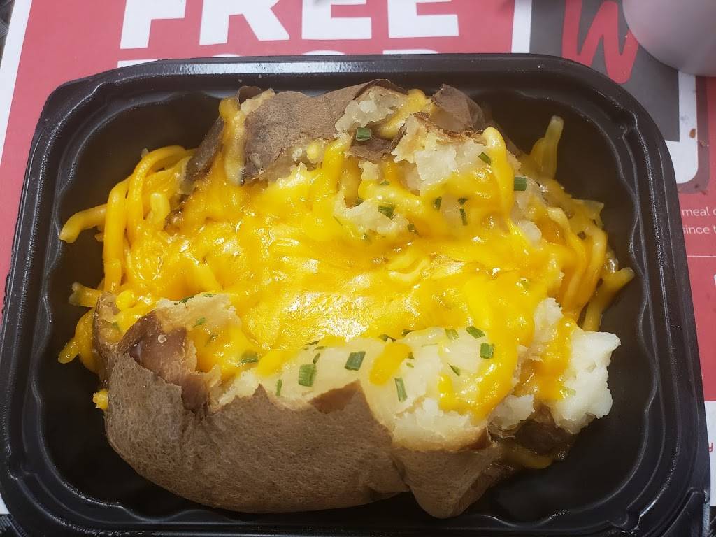 Wendys | restaurant | 1176 N Yarbrough Dr, El Paso, TX 79925, USA | 9155989647 OR +1 915-598-9647