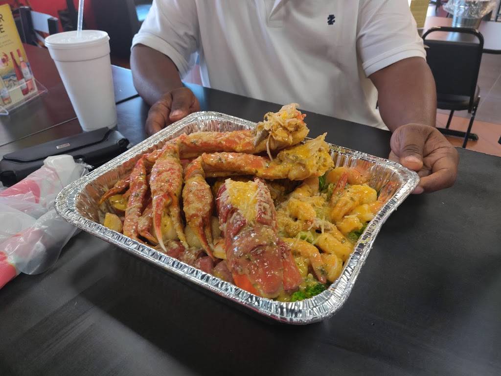 DeeOs Seafood | restaurant | 2256 N Germantown Pkwy, Cordova, TN 38016, USA | 9014435312 OR +1 901-443-5312