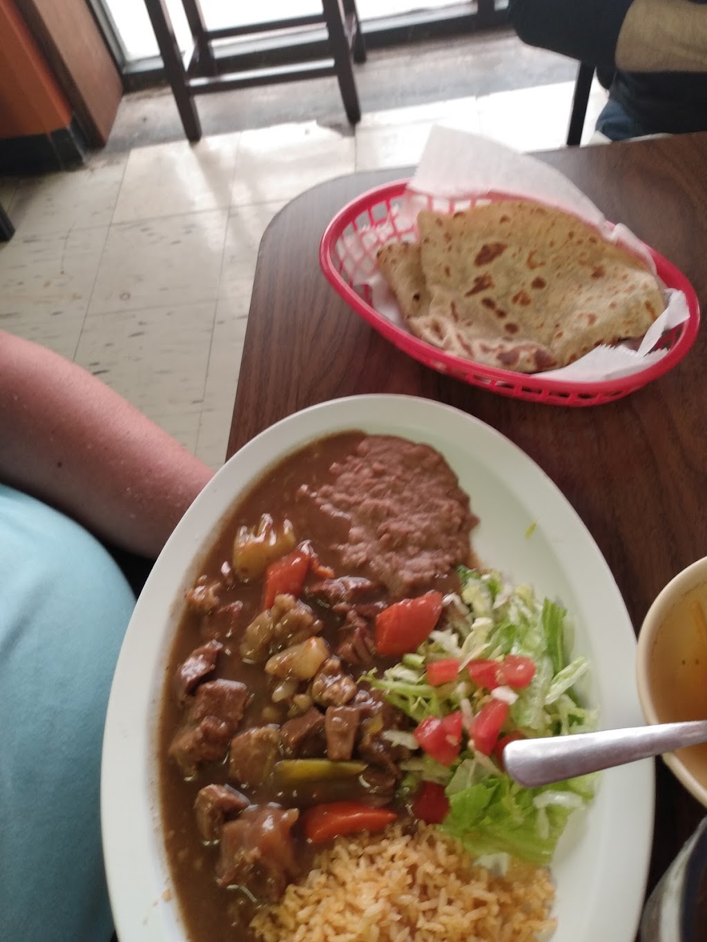 El Charrito | restaurant | 774 Central Blvd, Brownsville, TX 78520, USA | 9565416220 OR +1 956-541-6220