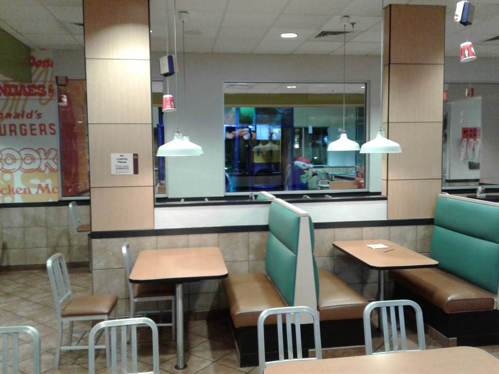 McDonalds | cafe | 3828 Bee Ridge Rd, Sarasota, FL 34231, USA | 9419224406 OR +1 941-922-4406