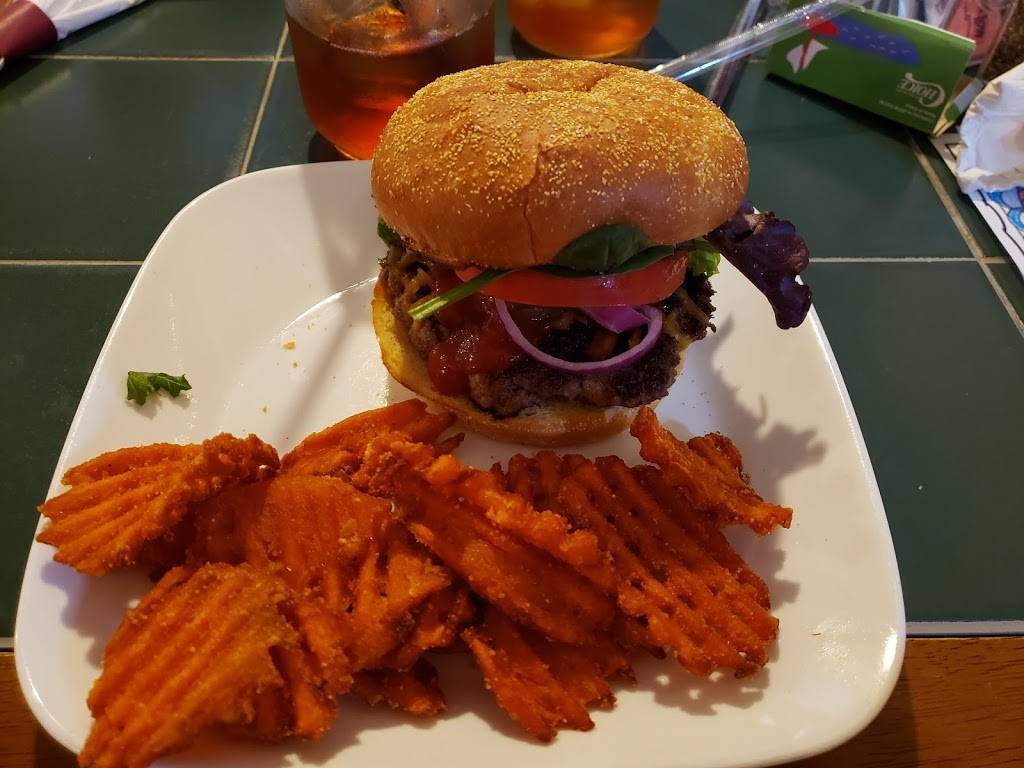 The Crimson Moon | cafe | 24 N Park St, Dahlonega, GA 30533, USA | 7068643982 OR +1 706-864-3982