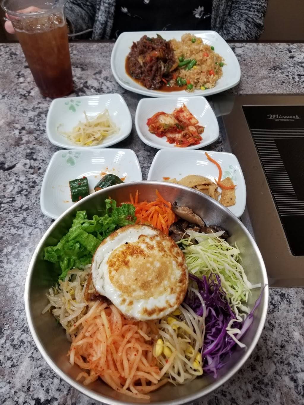 Korean BBQ Kitchen | restaurant | 2447 N Main St, Belton, TX 76513, USA | 2548311060 OR +1 254-831-1060
