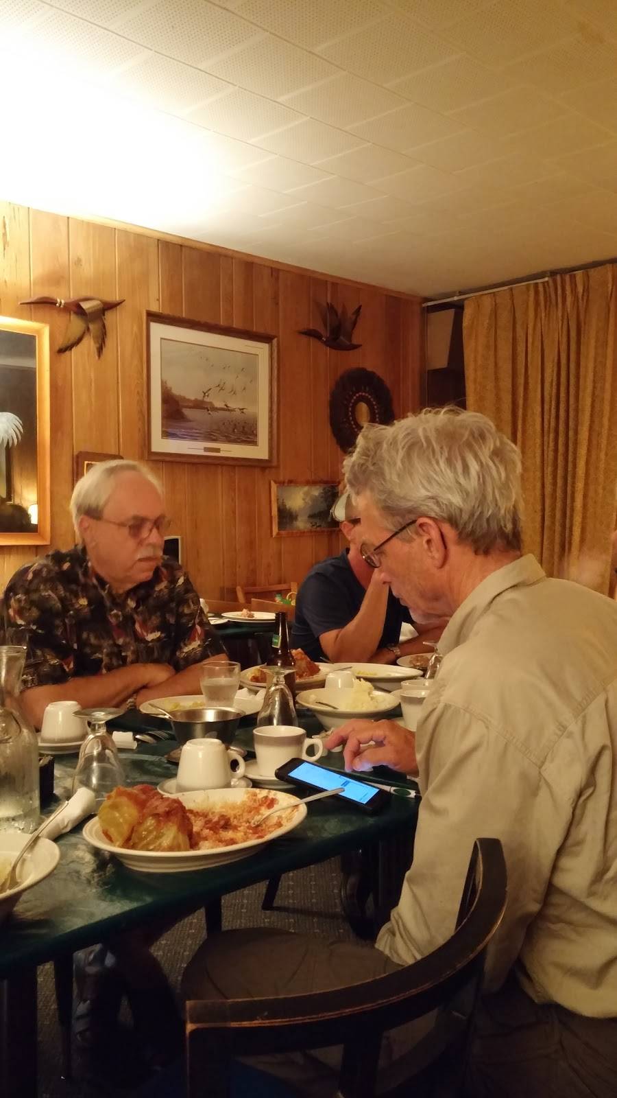 Voelkers Steak House | restaurant | 415 E South St, Beaver Dam, WI 53916, USA | 9208859924 OR +1 920-885-9924