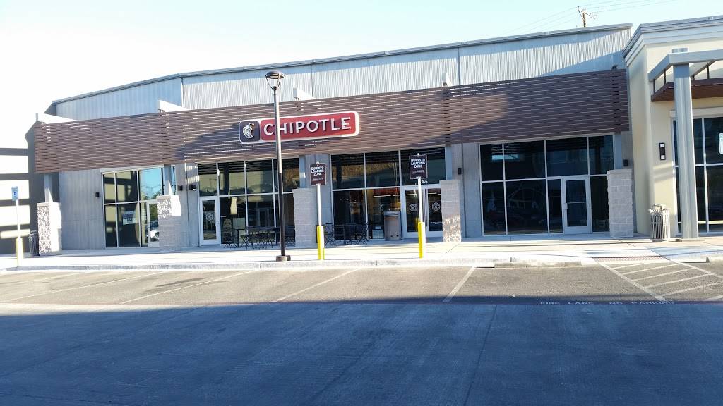Chipotle Mexican Grill | restaurant | 6801 N Mesa St, El Paso, TX 79912, USA | 9158428588 OR +1 915-842-8588