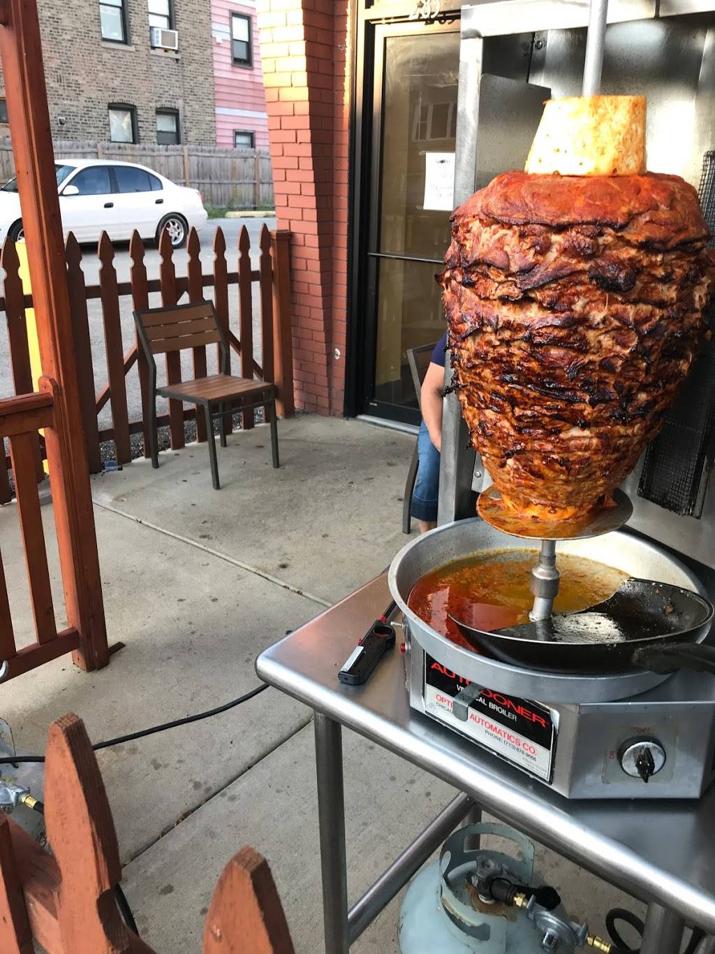 La Roca Restaurant | restaurant | 2839 S Pulaski Rd, Chicago, IL 60623, USA | 7734703688 OR +1 773-470-3688