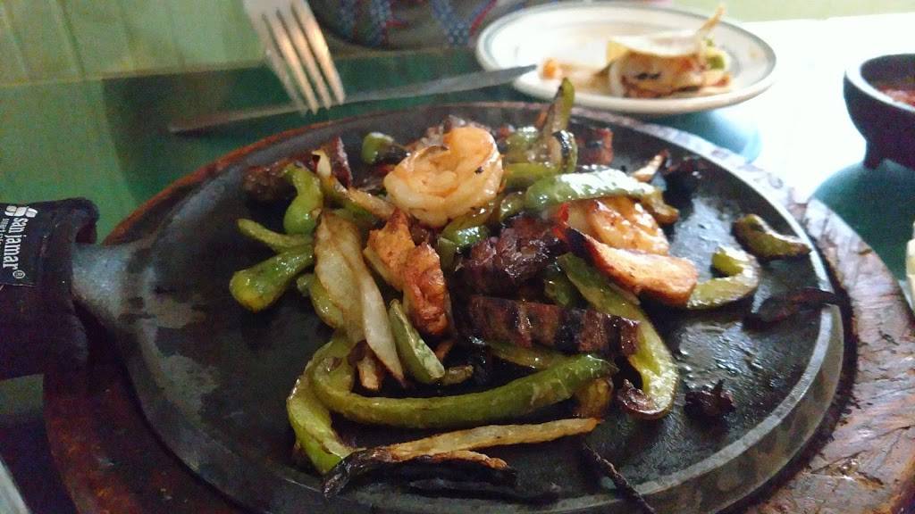 San Angel Mexican Bar & Grill | restaurant | 500 River Rd, Wimberley, TX 78676, USA | 5127223257 OR +1 512-722-3257