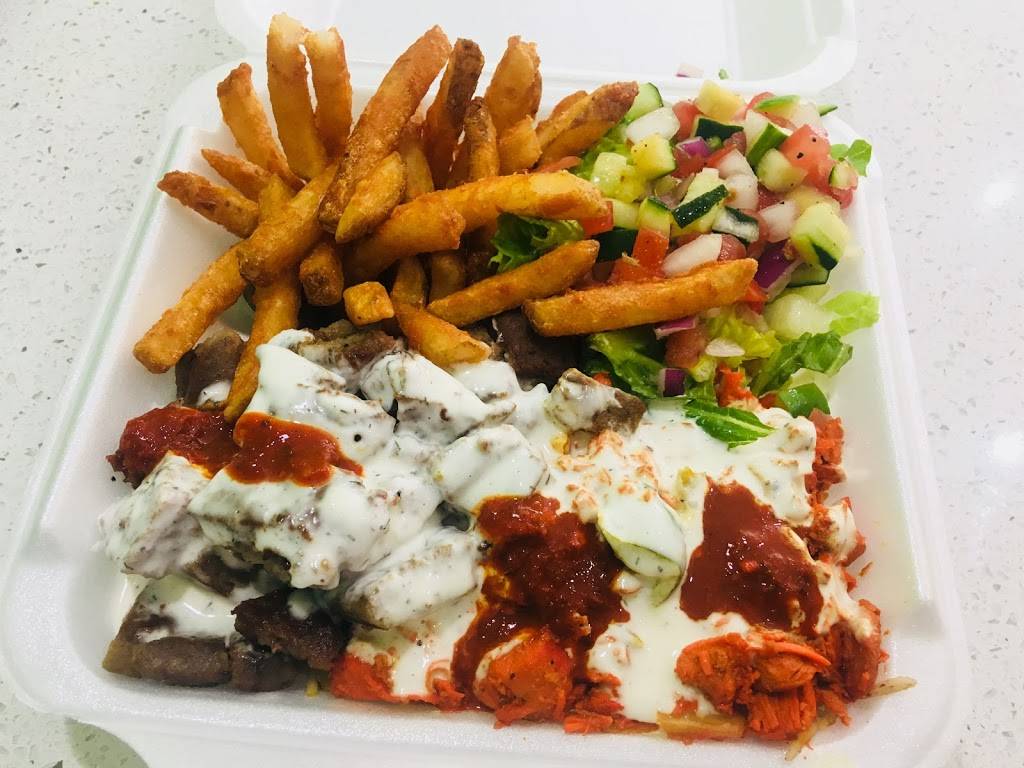 Halal Munchies | restaurant | 69-21 164th St, Fresh Meadows, NY 11365, USA | 7183800100 OR +1 718-380-0100