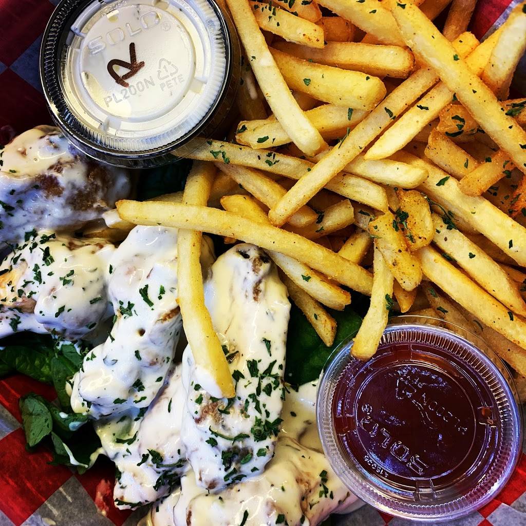 Wingin it Wings | restaurant | 900 W Marshall St, Norristown, PA 19401, USA | 6102792548 OR +1 610-279-2548