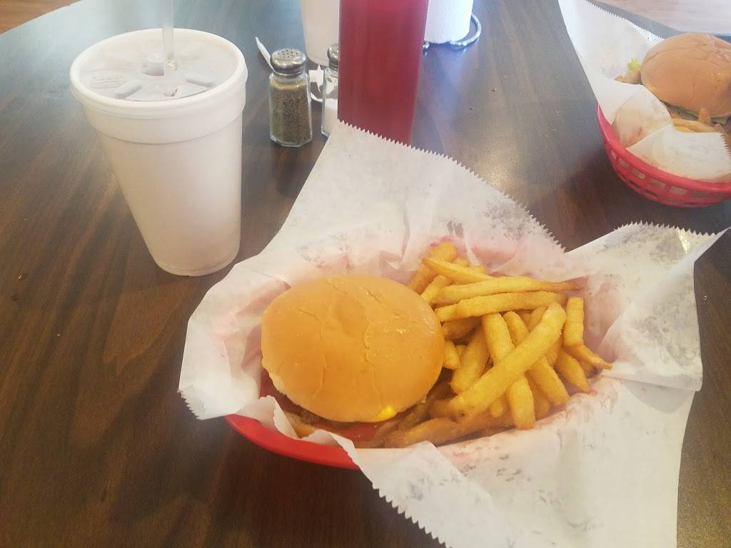 Hot Diggidy Dog Inc | restaurant | 106 Roxie Ave, Fayetteville, NC 28304, USA | 9104261300 OR +1 910-426-1300