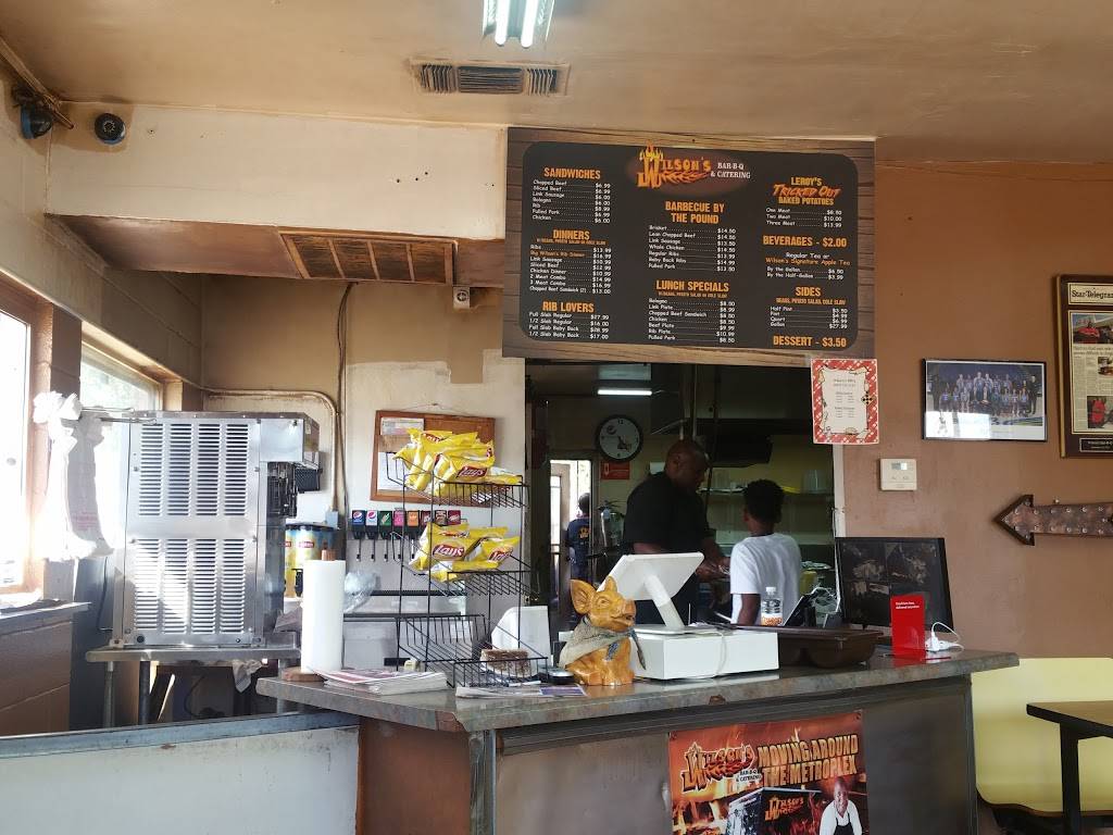 Wilsons BBQ | restaurant | 6513 Brentwood Stair Rd, Fort Worth, TX 76112, USA | 6822132343 OR +1 682-213-2343