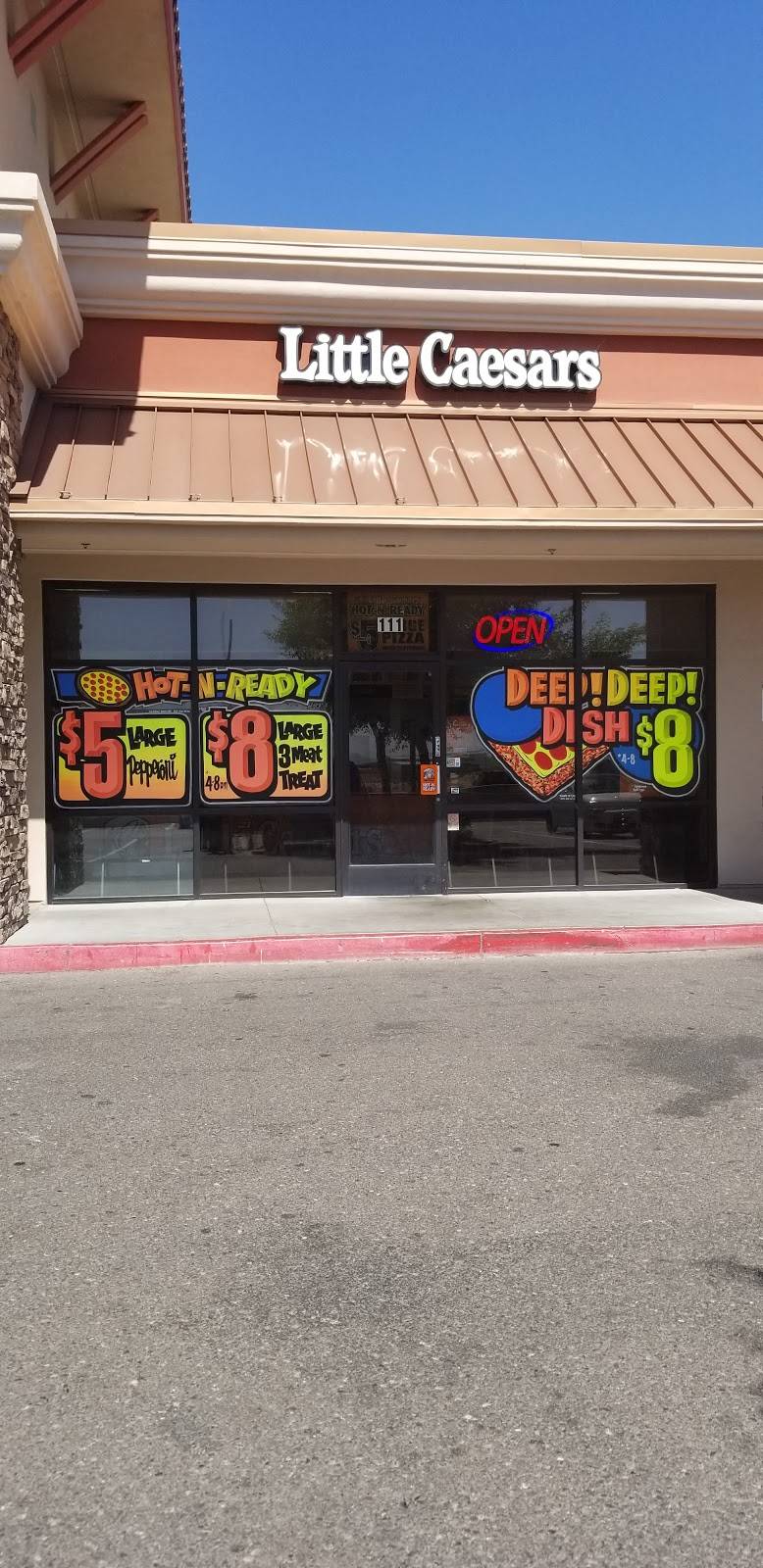 Little Caesars Pizza | meal takeaway | 3107 S Gilbert Rd, Gilbert, AZ 85296, USA | 4807222522 OR +1 480-722-2522