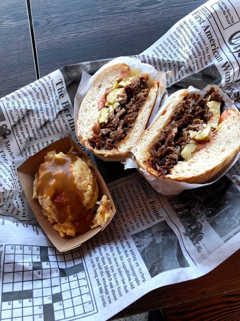 Graze Smokehouse | restaurant | 529 Central Ave, Cedarhurst, NY 11516, USA | 5168285000 OR +1 516-828-5000