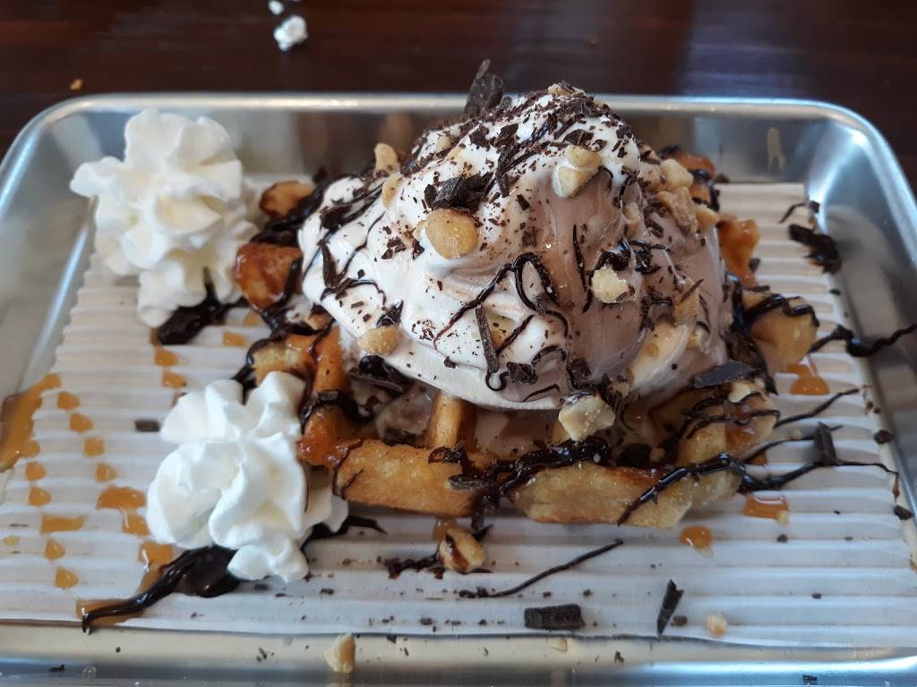 The Chicken Shack | restaurant | 2586 Churn Creek Rd, Redding, CA 96002, USA | 5302229464 OR +1 530-222-9464