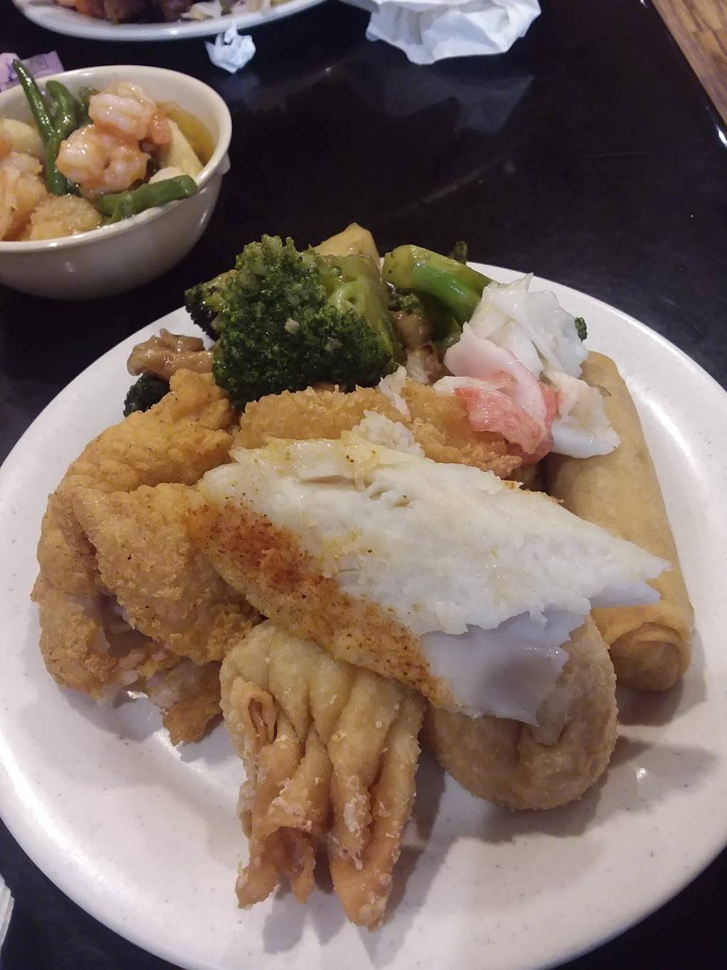 East Buffet | restaurant | 2104 N Frazier St, Conroe, TX 77303, USA | 9367601007 OR +1 936-760-1007