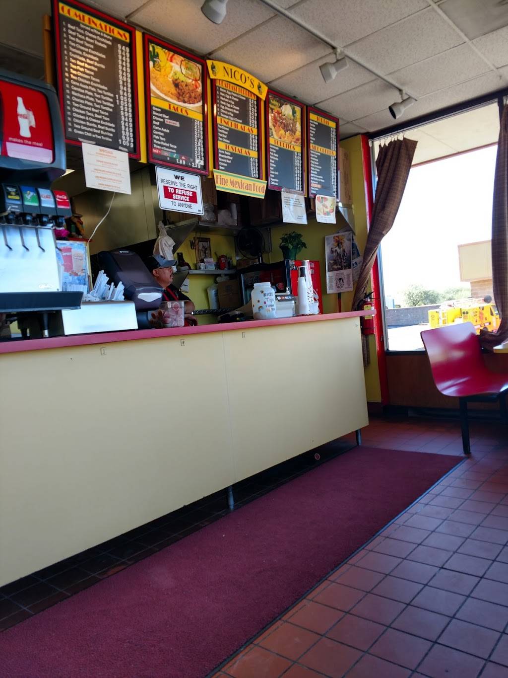 Nicos | restaurant | 4231 W Ina Rd # 141, Tucson, AZ 85741, USA | 5207442444 OR +1 520-744-2444