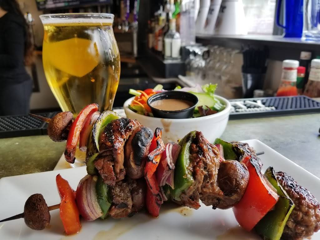 Brass Monkey | restaurant | 800 Allens Ave, Providence, RI 02905, USA | 4017851818 OR +1 401-785-1818