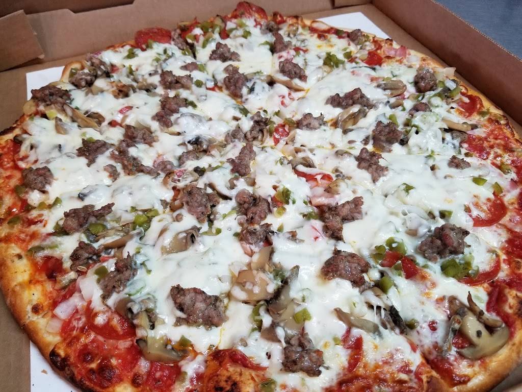 Saras Pizza | restaurant | 3114 Chicago Dr, Hudsonville, MI 49426, USA | 6166690800 OR +1 616-669-0800